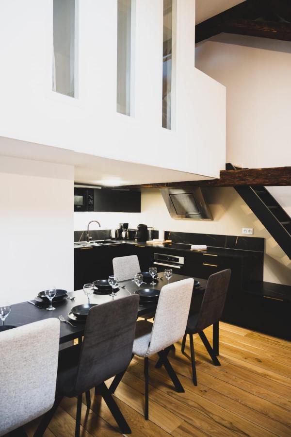 Le Septqatre - Grand Triplex Au Coeur De La Vieille Ville Annecy Exterior foto
