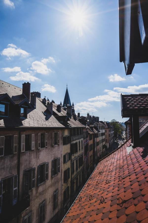 Le Septqatre - Grand Triplex Au Coeur De La Vieille Ville Annecy Exterior foto