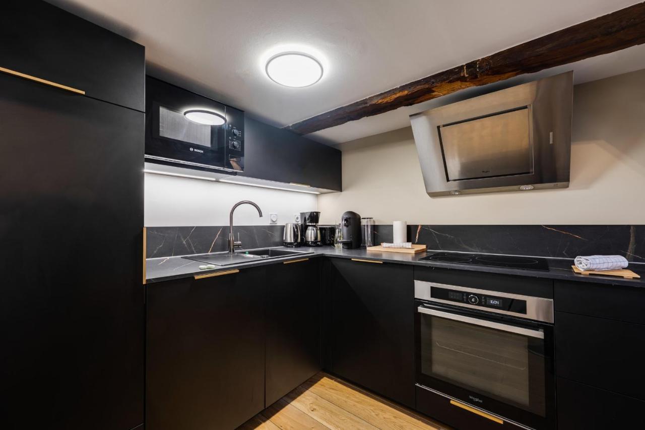 Le Septqatre - Grand Triplex Au Coeur De La Vieille Ville Annecy Exterior foto